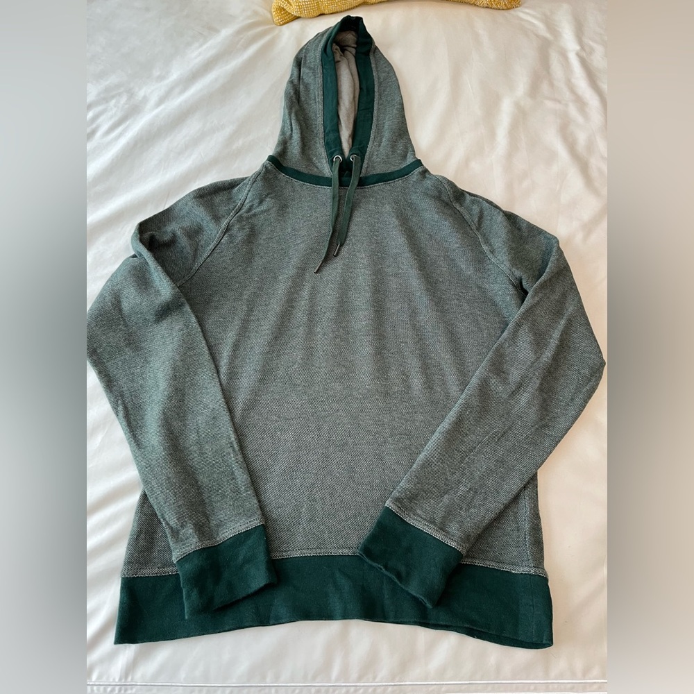 Men’s Banana Republic hooded sweatshirt, Small